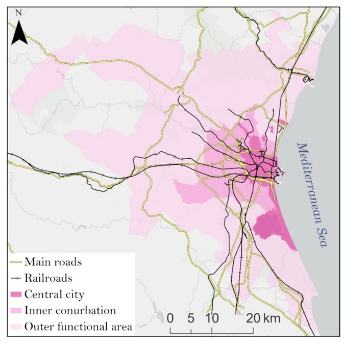 Main roads, railways and spaces in the VMA. Data source: Valencian Spatial Data Infrastructure